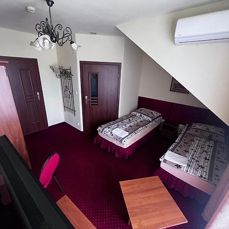 Zajazd Skorpion B&B Oświęcim Εξωτερικό φωτογραφία
